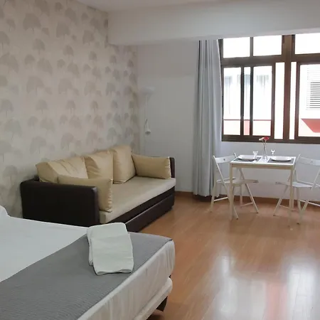 Palmas Urban Center Hotel 2*